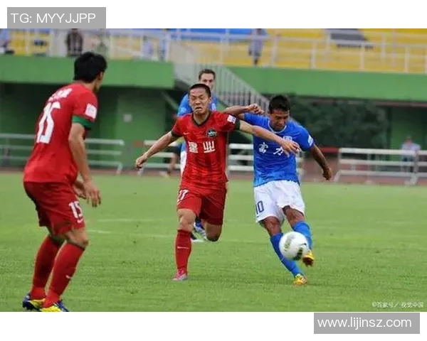 中超精彩对决广州富力迎战河南建业直播全程回顾与精彩瞬间分析